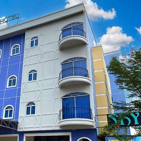 Sky View Hotel Managed By Os Batam Dış mekan fotoğraf