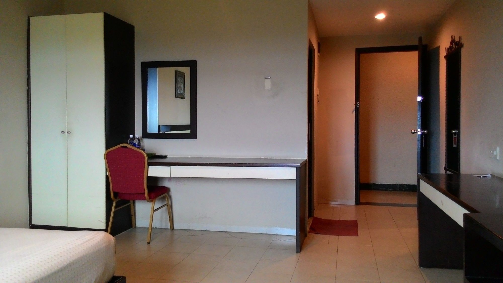 Sky View Hotel Managed By Os Batam Dış mekan fotoğraf